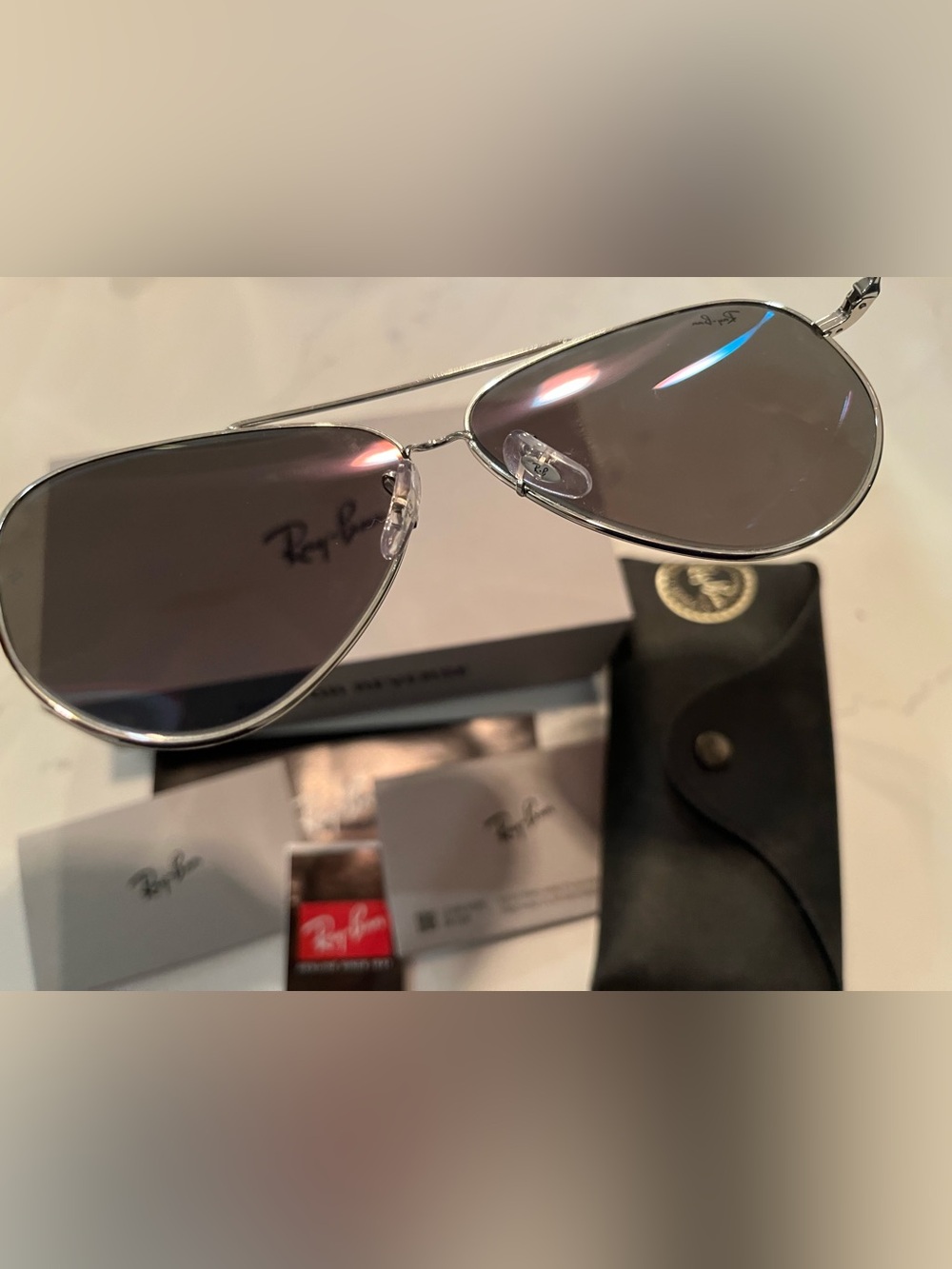 Ray-Ban Aviator Reverse Sunglasses in Silver with Blue Lenses 56mm - Picture 3 of 14